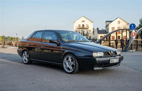 Istorinės nuotraukos su Alfa Romeo 155 Q4