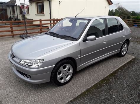 Peugeot 306 skirtingų kėbulų tipų palyginimas