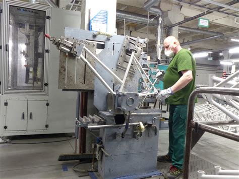 Modernizuota „Baltik vairas“ gamykla su robotizuotomis sistemomis