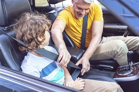 Dacia Duster Essential saugos diržai ir oro pagalvės