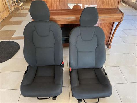 Vairuotojo sėdynės reguliavimo mechanizmas
