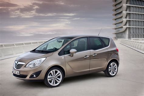 Opel Meriva 2011 dizainas