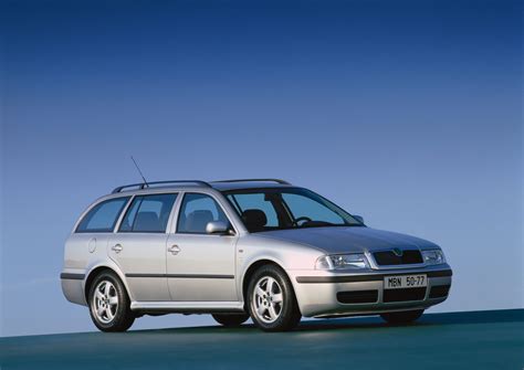 Škoda Octavia MK 1 automobilis