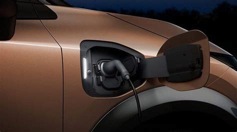 Nissan Micra elektrinės pavaros įkrovimo stotelė