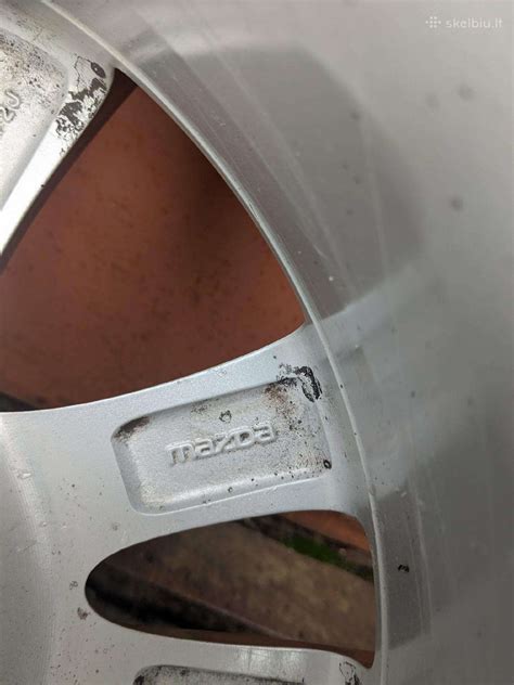 Lengvieji ratlankiai Mazda 323F