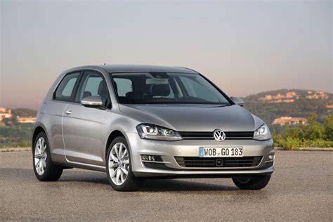 Volkswagen Golf VII 3-door priekis