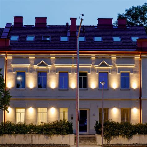 Pastato fasado apšvietimo pavyzdys su 1W ir 3W LED šviestuvais