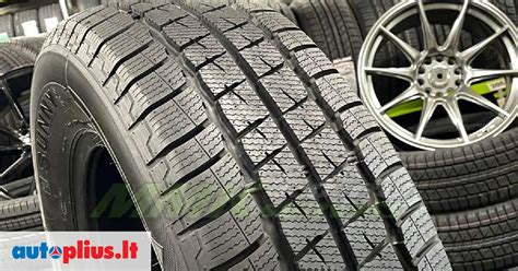 Svetainė autoplius.lt su skelbimais