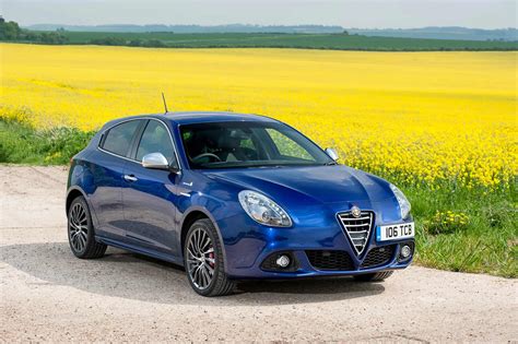 Alfa Romeo Giulietta priekis