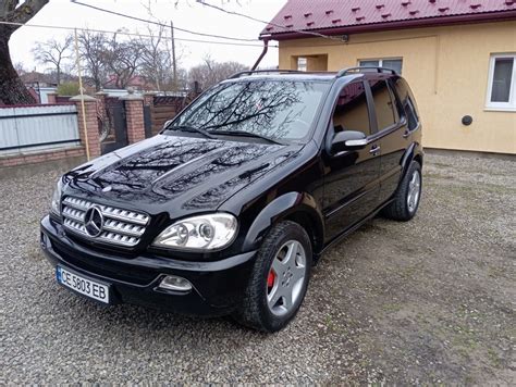 Mercedes-Benz ML 230 (ML163) interjero ir eksterjero nuotraukų galerija