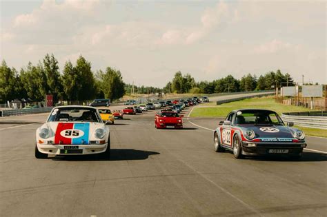 Porsche RS automobiliai
