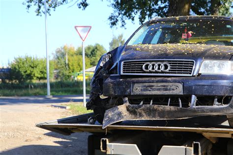 Sudužęs automobilis 