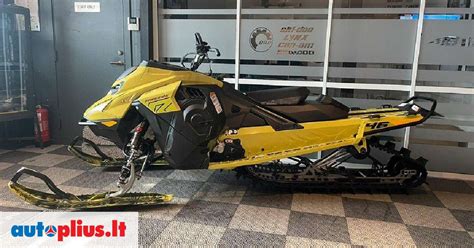 Sniego motociklas Neringoje