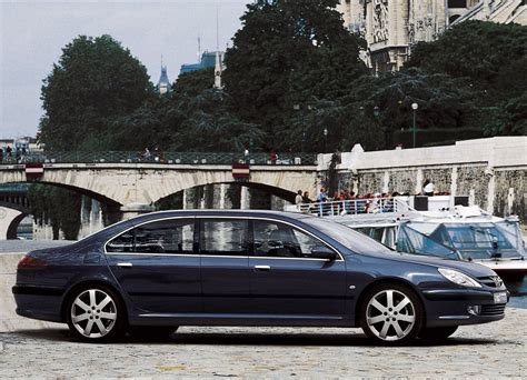 Peugeot 607 interjeras