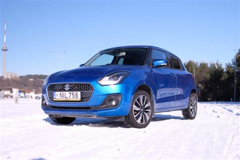 Suzuki Ignis su visais varančiaisiais ratais