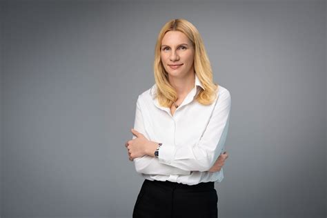 Diagrama, rodanti kaip ECU renka duomenis iš jutiklių