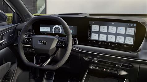 Audi automobilio interjeras su prietaisų skydeliu