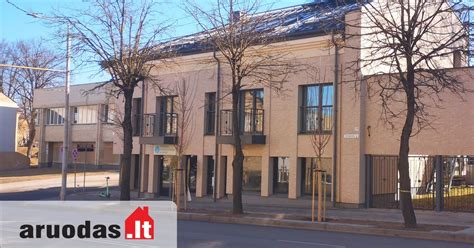 geras matomumas per galinį stiklą lietingu oru