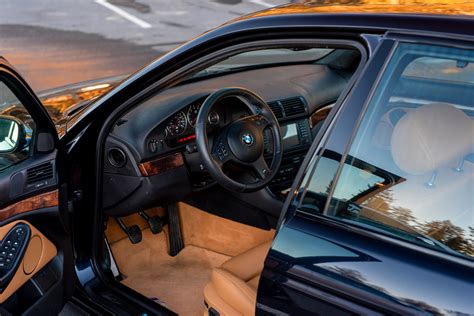 BMW E39 interjeras