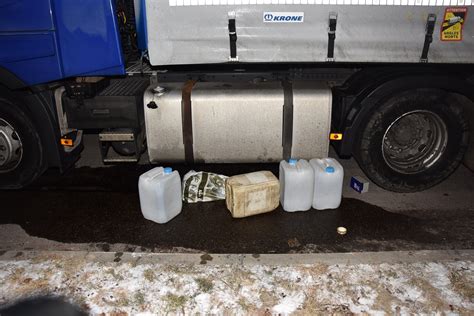 Automobilio degalų bako tipai
