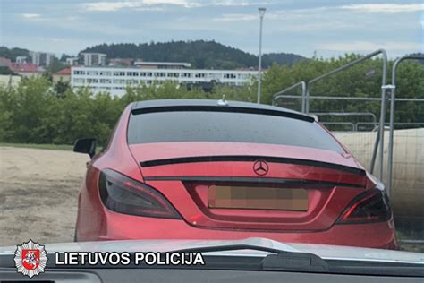 Automobilis sustabdytas pareigūnų