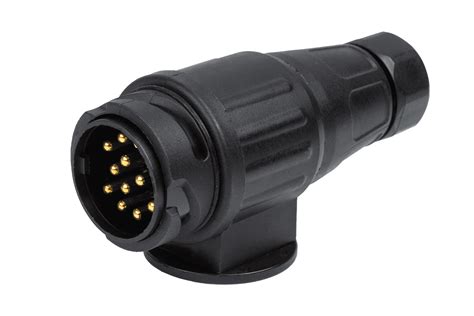 Fiksuotas ir nuimamas automobilio kablio tipai