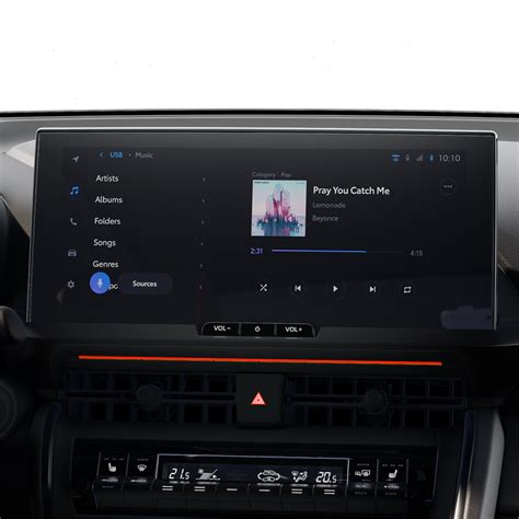 Toyota C-HR automobilio interjeras su multimedijos sistema