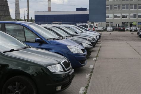 Paieška automobilių internetu