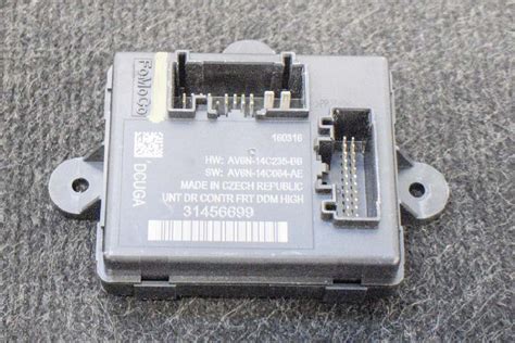 Volvo V40 priekinių žibintų valdymo svirtelė