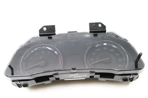 Toyota Avensis T25 prietaisų skydelio apdailos nuėmimas