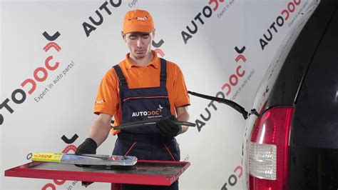 Galinio valytuvo pakeitimas Opel Zafira A