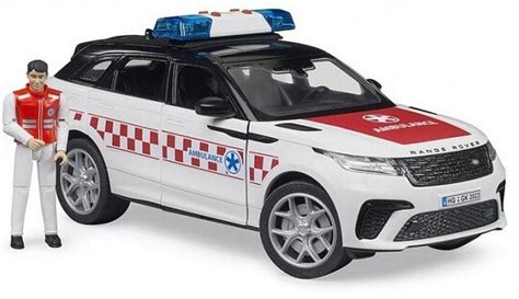 Angliškas automobilis su vairuotoju