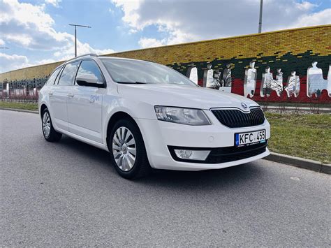 Škoda automobilio salono atnaujinimo procesas