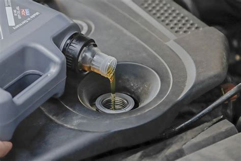 Grafikas, rodantis kuro suvartojimo priklausomybę nuo variklio apsisukimų