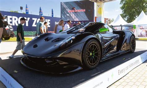 Lietuviškas Rhino RR01 superautomobilis
