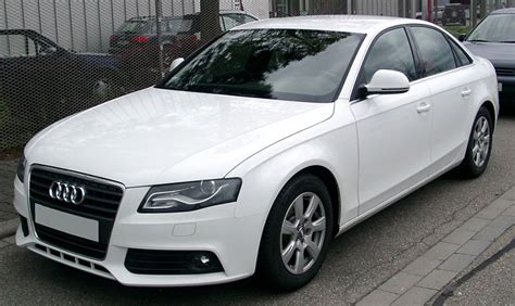Audi A4 B8 automobilio nuotrauka