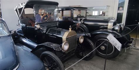 Lietuvos istorinių transporto priemonių asociacijos „Retromobile“ nariai