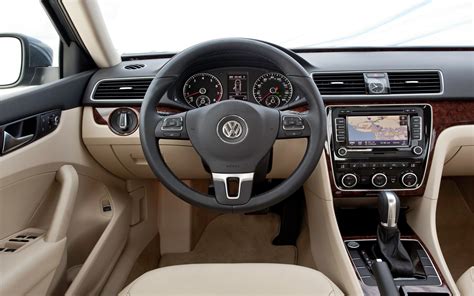Volkswagen Passat B7 interjeras