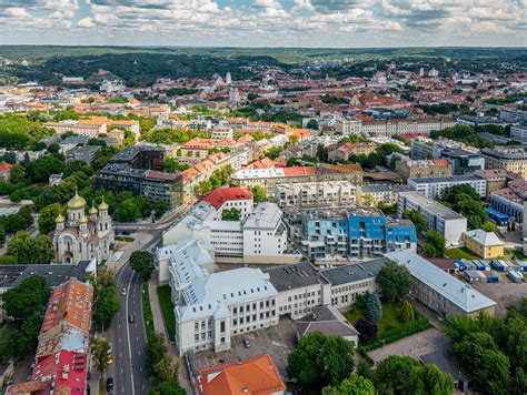 avarija Vilniaus J. Basanavičiaus gatvėje