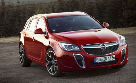 Opel Insignia automobilio priekis