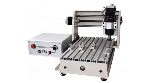 CNC frezavimo staklių matmenys ir eigos